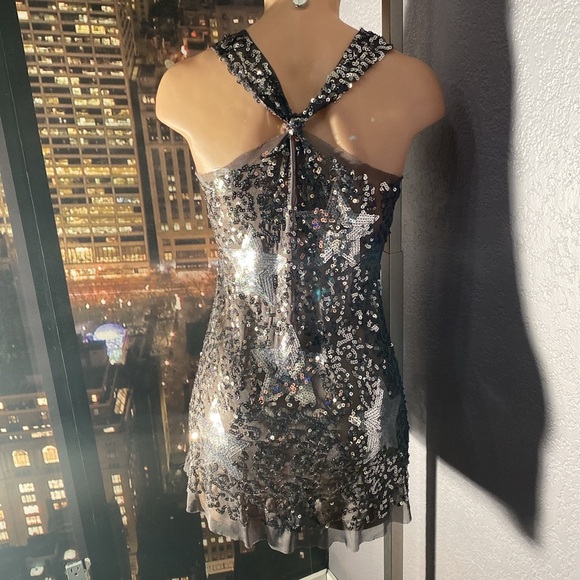 LIPSTICK - tank: black mesh semi-sheer racerback w silver sequins & stars - L - Picture 15 of 16